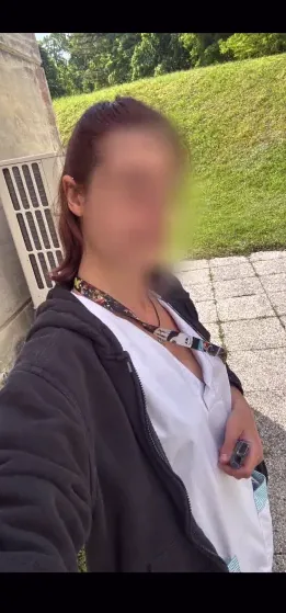 Anja, 29