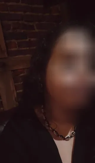 Charlotte, 24