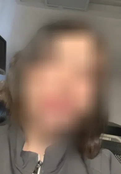 Claudia, 36