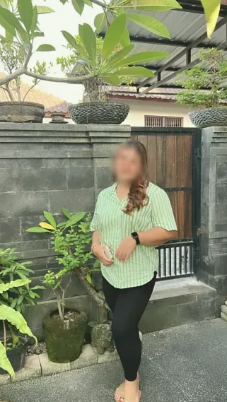 Jasmin, 39