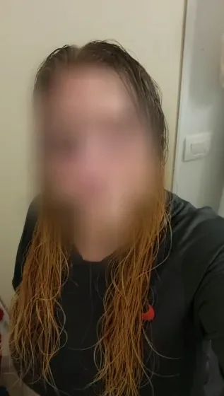 Leonie, 27