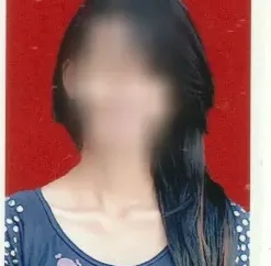 Lucia, 35