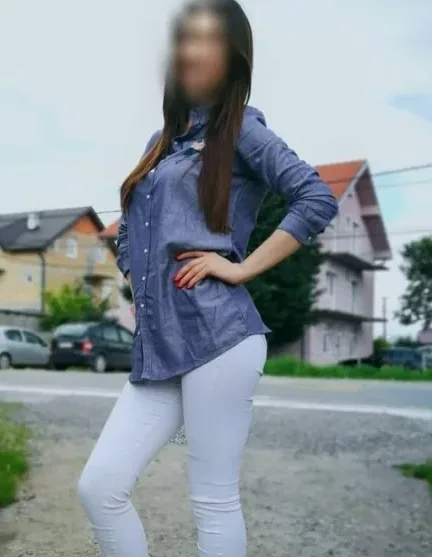 Marlene, 26