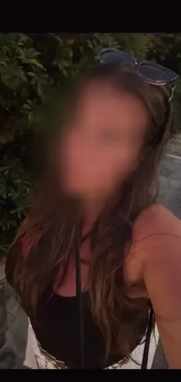 Sarah, 31
