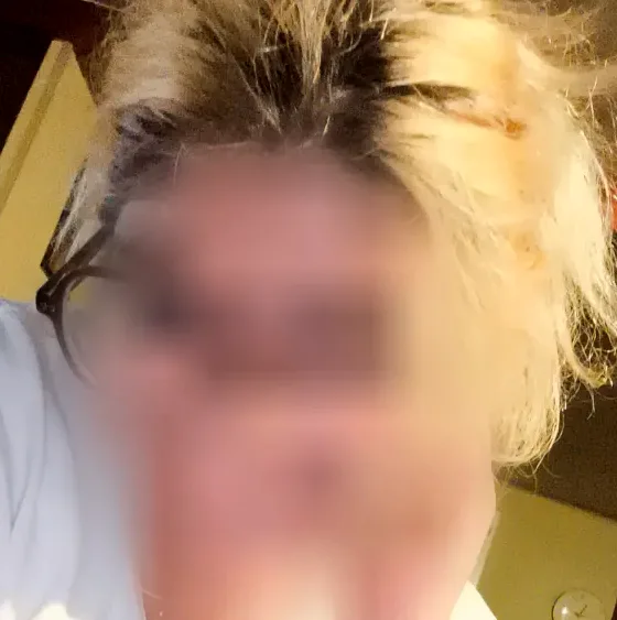 Selin, 35